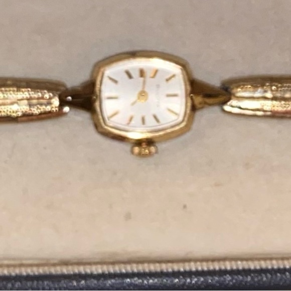 Bulova antique wind up watch - Picture 6 of 7